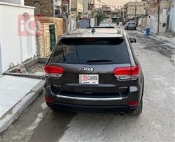 جیپ گراند شیرۆکی